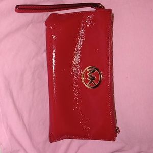 Micheal kors wristlet